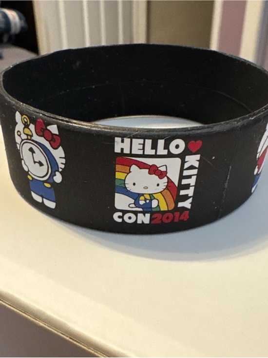 Hello Kitty Jewelry - Hello Kitty CON2014 RARE Black Silicone Bracelet